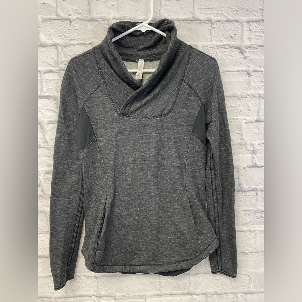 Lululemon Run Pullover sweatshirt top women 6 black pitter patter thumbhole wool